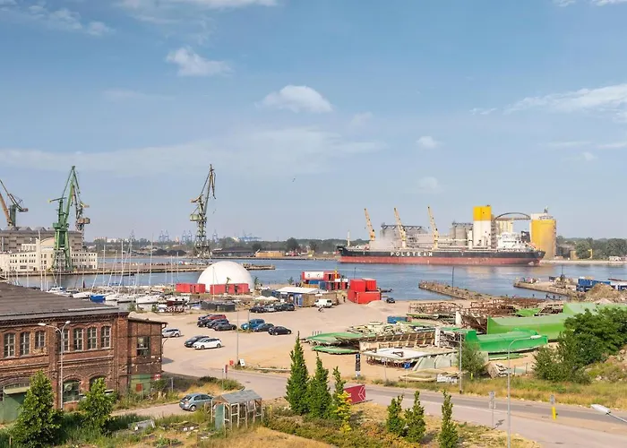 Doki Living & Foodhall By Downtown 4* Gdansk