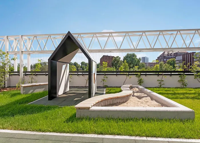 Doki Living & Foodhall By Downtown 4* Gdansk