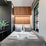Doki Living & Foodhall By Downtown גדנסק