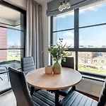 Doki Living & Foodhall By Downtown 3*