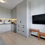 Doki Living & Foodhall By Downtown 3*