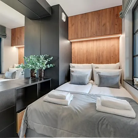 Doki Living & Foodhall By Downtown