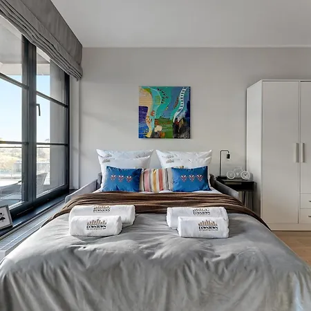 Doki Living & Foodhall By Downtown Apartment Gdansk