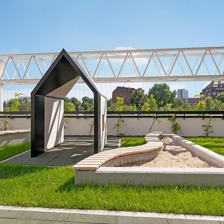 Doki Living & Foodhall By Downtown * Гданьск