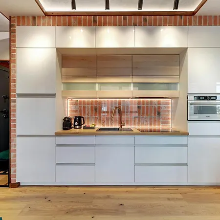 Doki Living & Foodhall By Downtown 4*