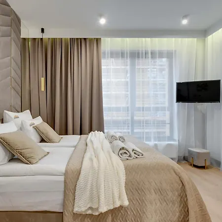 Doki Living & Foodhall By Downtown