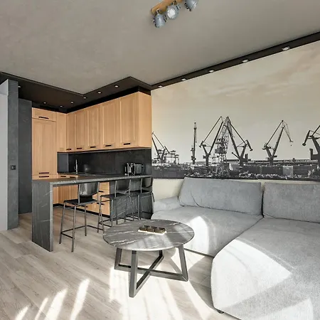 Doki Living & Foodhall By Downtown 4*