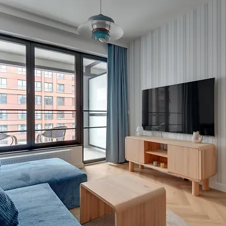 Doki Living & Foodhall By Downtown 3*