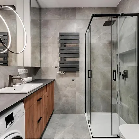 Doki Living & Foodhall By Downtown Gdaňsk